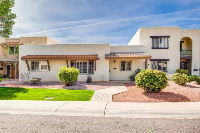 MLS: 6051933 Condo For Sale