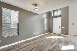 Photo #2: 6052098 Listing