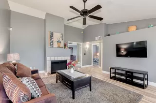 Photo #5: 6052175 Listing 