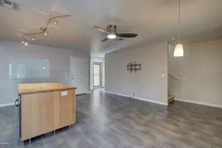 Photo #2: 6052179 Listing