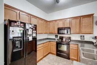 Photo #2: 6052348 Listing