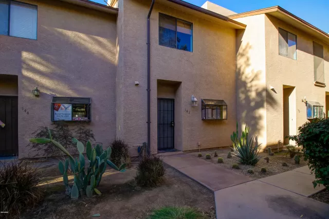 MLS: 6052355 Condo For Sale