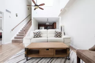 Photo #3: 6052397 Listing