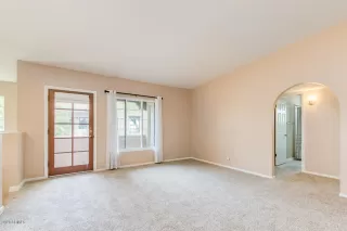 Photo #5: 6052491 Listing