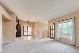 Photo #6: 6052491 Listing