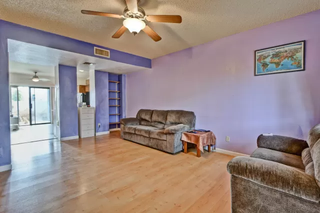 MLS: 6052553 Condo For Sale