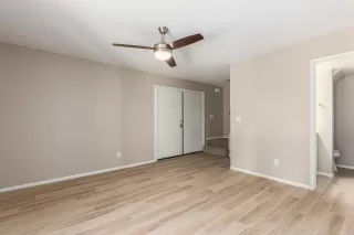 Photo #3: 6052581 Listing