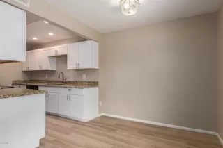 Photo #6: 6052581 Listing