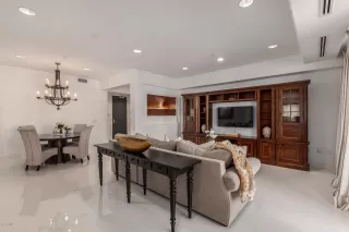 Photo #5: 6052620 Listing