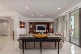 Photo #6: 6052620 Listing