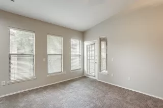 Photo #2: 6052706 Listing