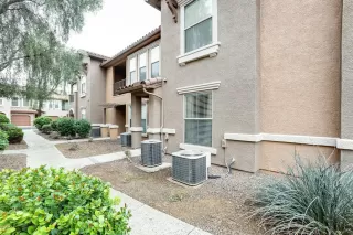 Photo #6: 6052706 Listing