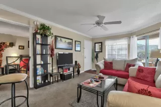 Photo #4: 6052879 Listing 