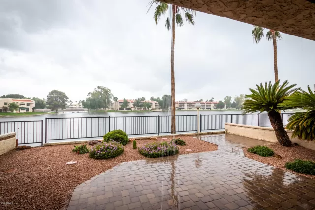 MLS: 6053103 Condo For Sale