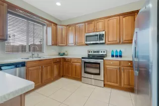 Photo #2: 6053104 Listing 