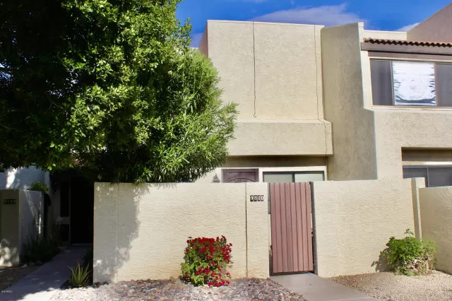 MLS: 6053173 Condo For Sale