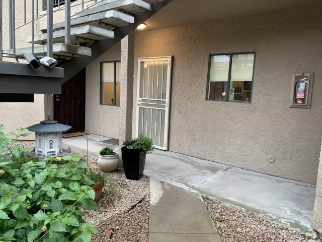 MLS: 6053304 Condo For Sale