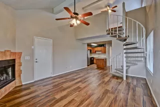 Photo #2: 6053348 Listing