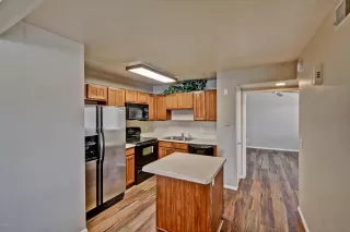 Photo #4: 6053348 Listing