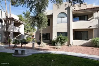 Photo #2: 6053353 Listing