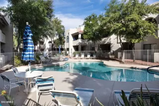 Photo #3: 6053353 Listing