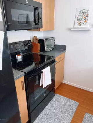 Photo #5: 6053443 Listing