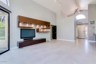Photo #4: 6053473 Listing 