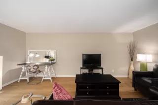 Photo #2: 6053503 Listing