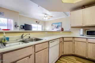 Photo #5: 6053560 Listing 