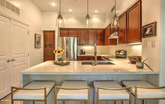 MLS: 6054105 Condo For Sale