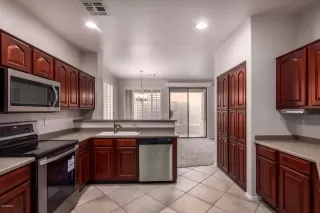 Photo #5: 6054256 Listing