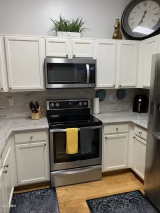 Photo #3: 6054285 Listing 