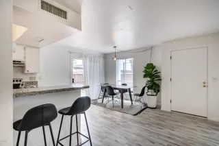 Photo #3: 6055175 Listing 