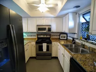 Photo #1: 6055325 Listing 