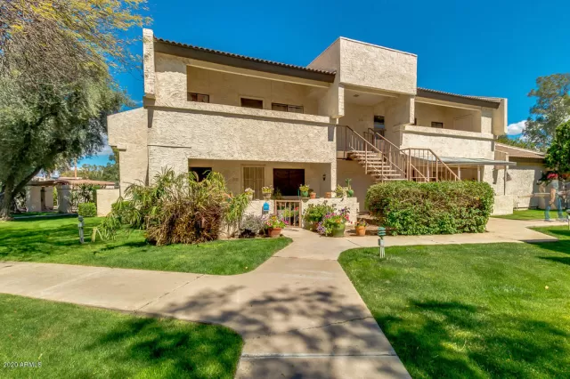 MLS: 6055424 Condo For Sale