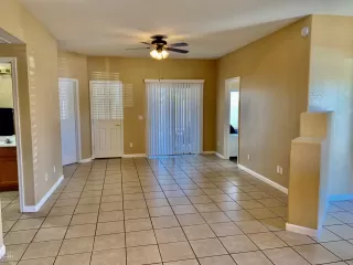 Photo #5: 6055489 Listing