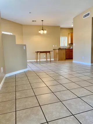 Photo #6: 6055489 Listing