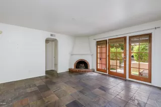 Photo #2: 6055701 Listing