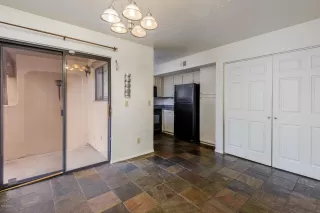 Photo #4: 6055701 Listing