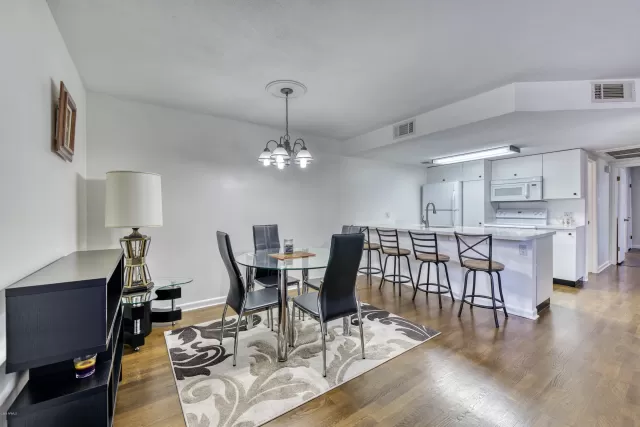 MLS: 6055730 Condo For Sale