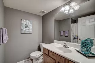 Photo #6: 6055938 Listing