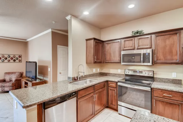 MLS: 6056128 Condo For Sale