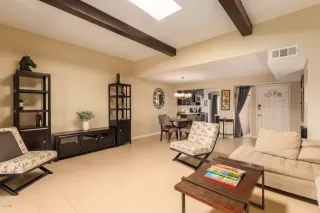 Photo #4: 6056139 Listing 