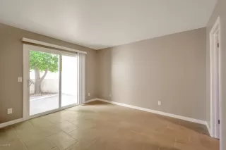 Photo #6: 6056179 Listing