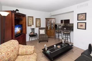 Photo #4: 6056272 Listing