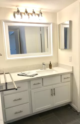 Photo #6: 6056300 Listing