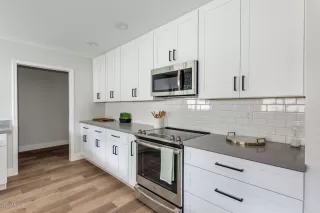 Photo #6: 6056310 Listing