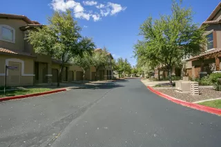 Photo #2: 6056360 Listing