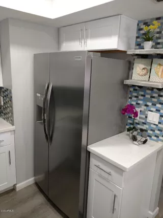 Photo #4: 6056425 Listing