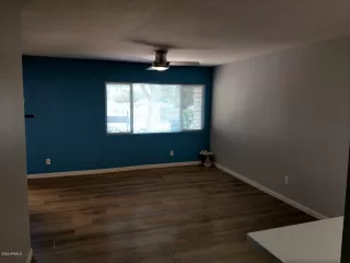 Photo #6: 6056425 Listing